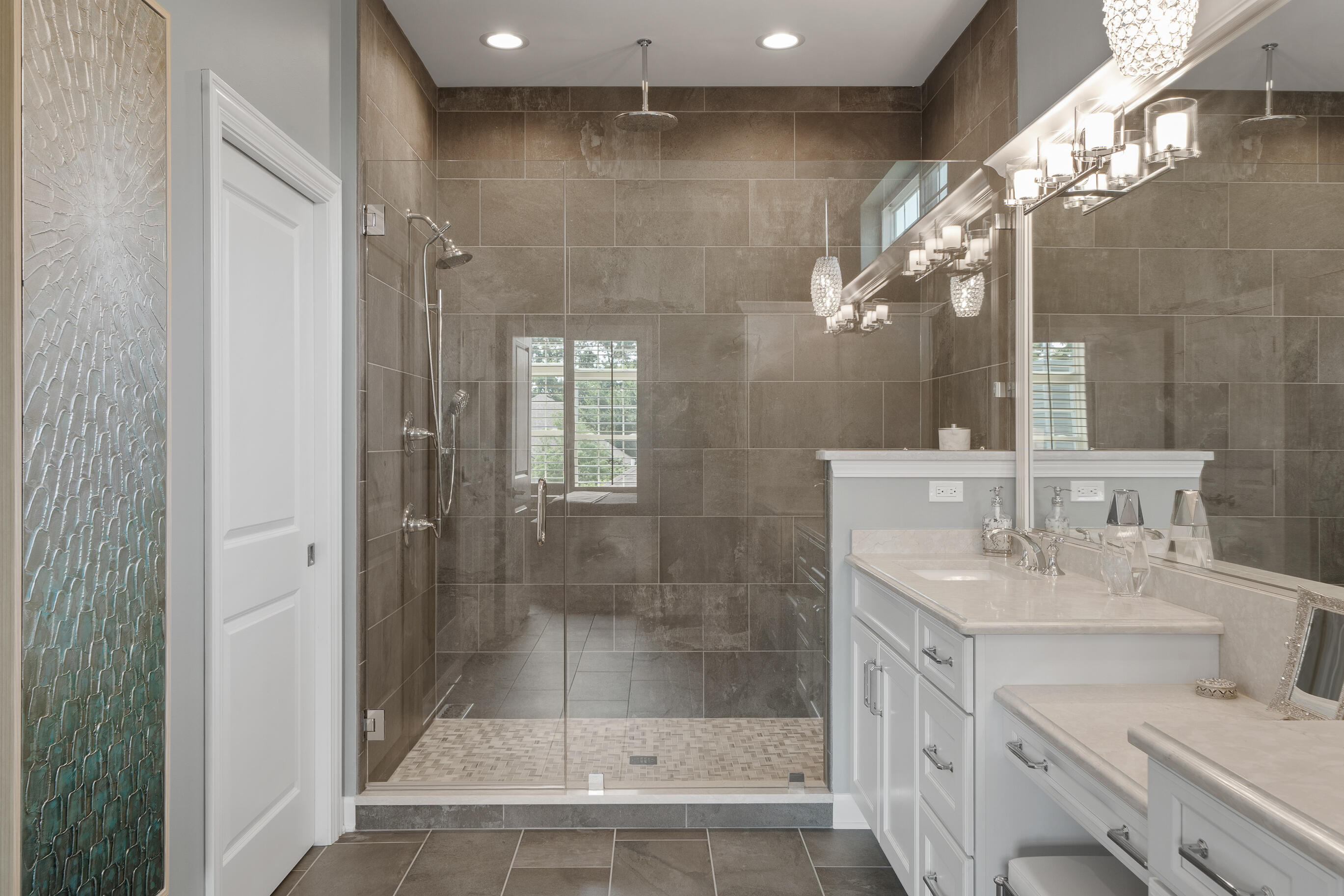 151 Lake Vista Circle, Unit 51 Fontana, WI 53125 - Photo 14 of 80 Custom tile