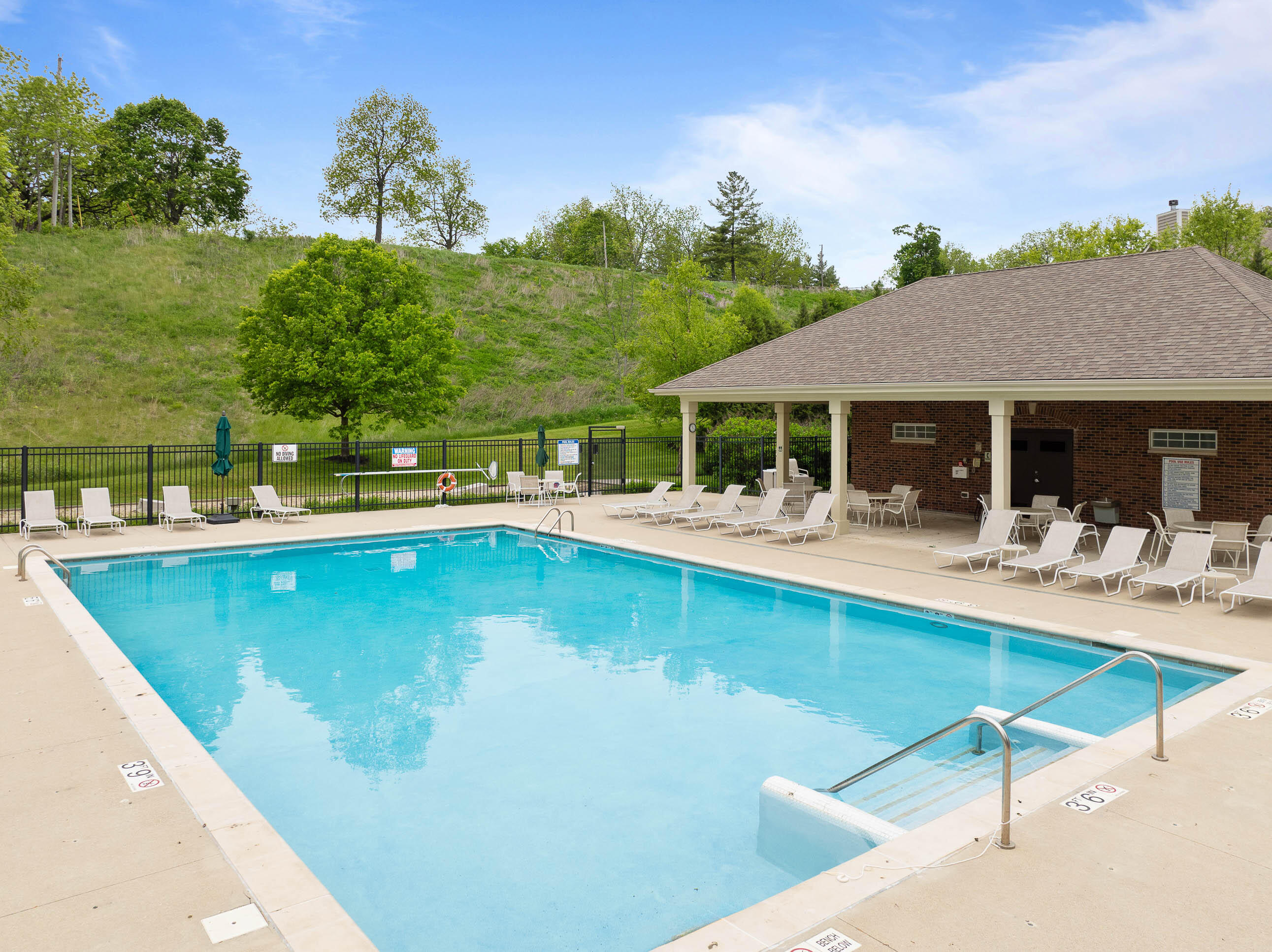 151 Lake Vista Circle, Unit 51 Fontana, WI 53125 - Photo 25 of 80 Association Pool