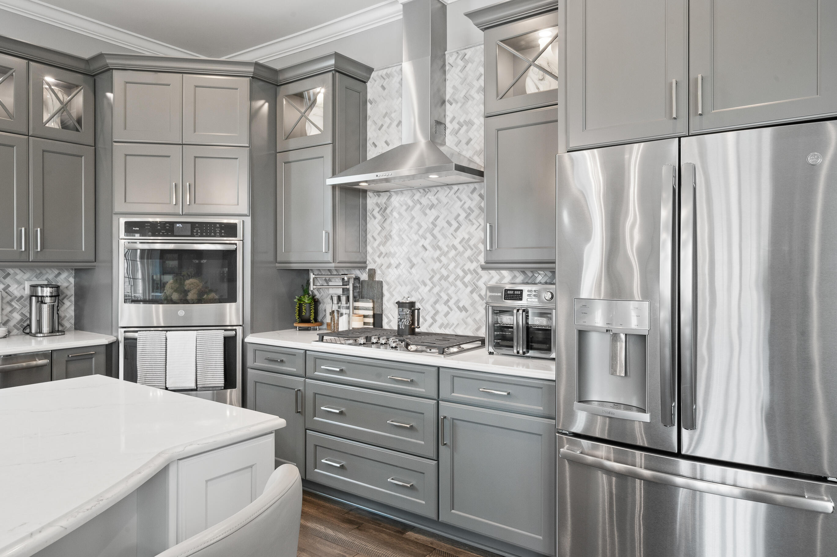 151 Lake Vista Circle, Unit 51 Fontana, WI 53125 - Photo 31 of 80 Custom kitchen