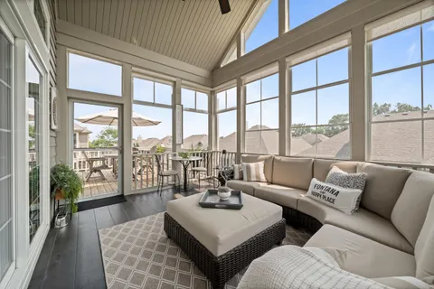 $1,298,000 | 151 Lake Vista Circle, Unit 51, Fontana, WI 53125