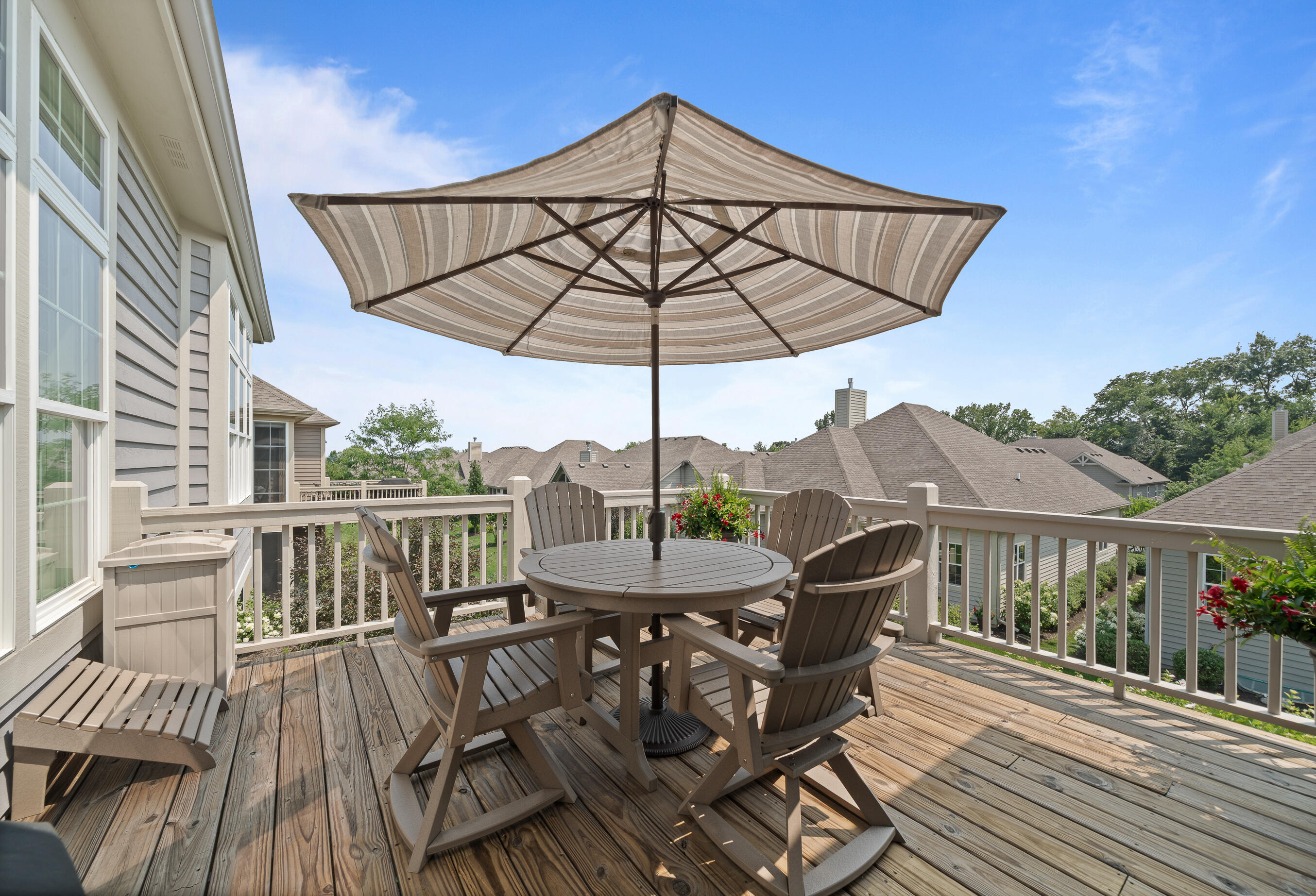 151 Lake Vista Circle, Unit 51 Fontana, WI 53125 - Photo 39 of 80 Composite deck