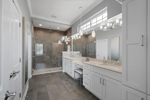 $1,298,000 | 151 Lake Vista Circle, Unit 51, Fontana, WI 53125