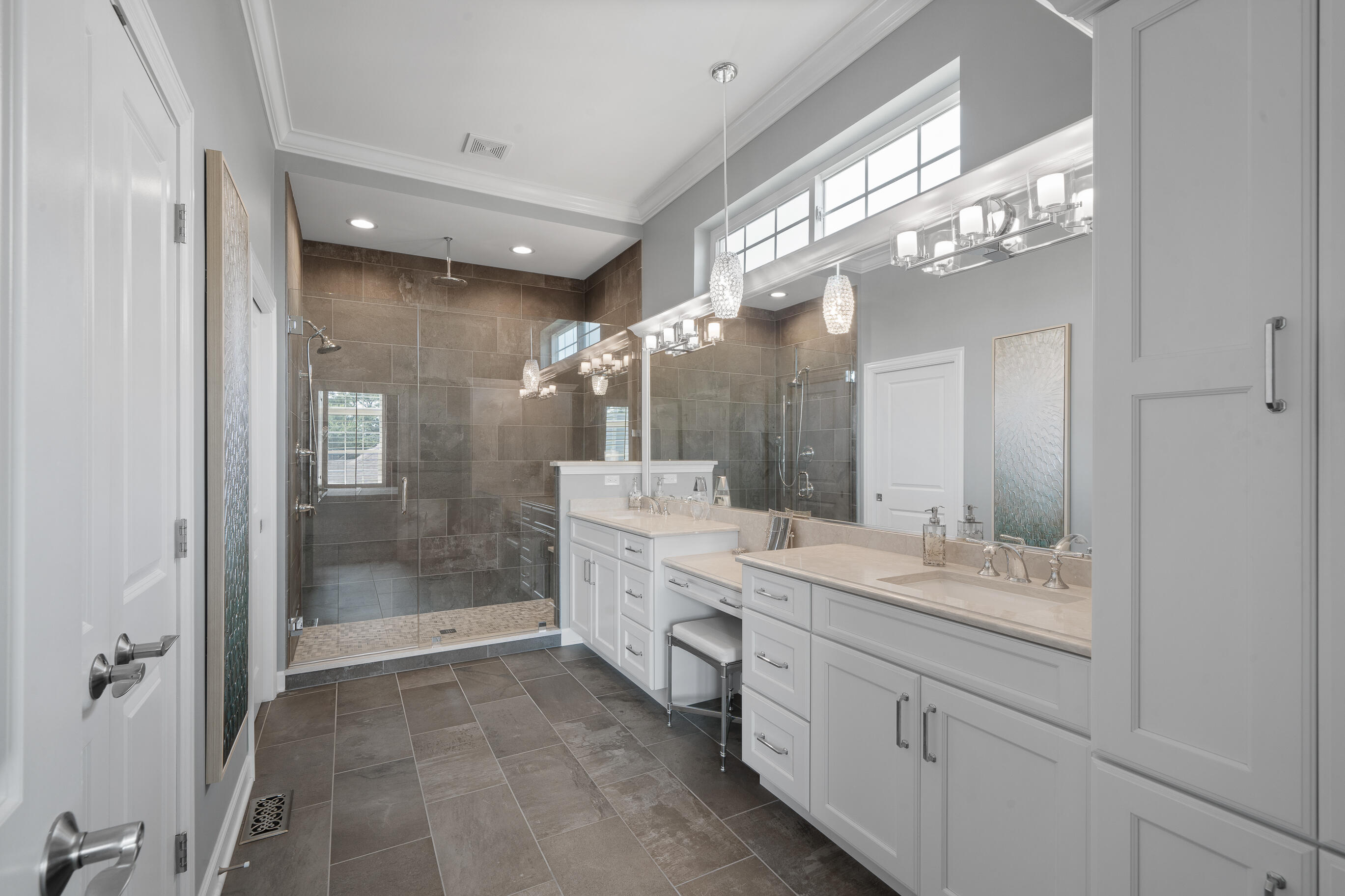 151 Lake Vista Circle, Unit 51 Fontana, WI 53125 - Photo 45 of 80 Primary bath