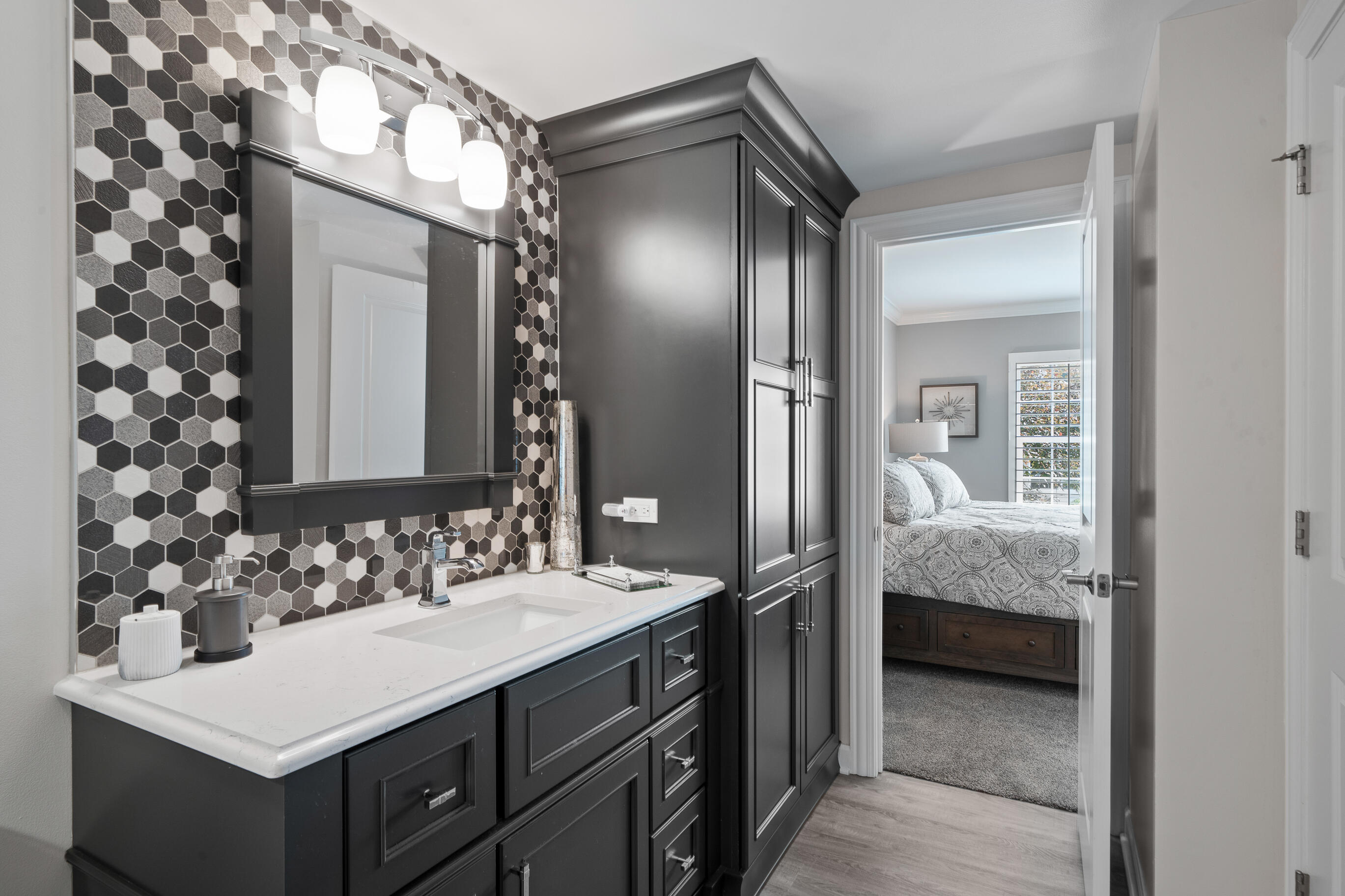 151 Lake Vista Circle, Unit 51 Fontana, WI 53125 - Photo 68 of 80 Bath 3