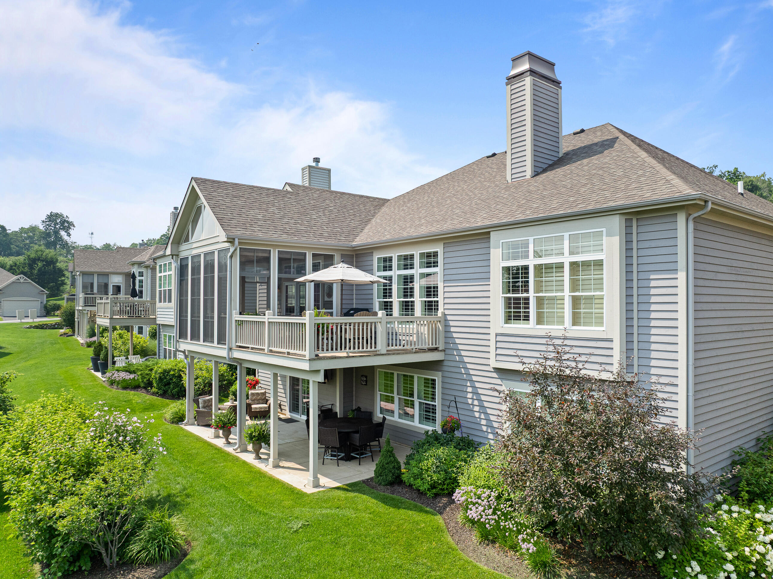 151 Lake Vista Circle, Unit 51 Fontana, WI 53125 - Photo 73 of 80 Rear elevation