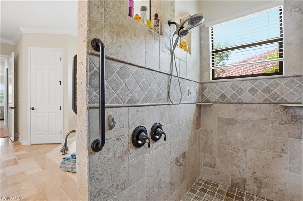 3266 Runaway Lane Naples, FL 34114 - Photo 16 of 40