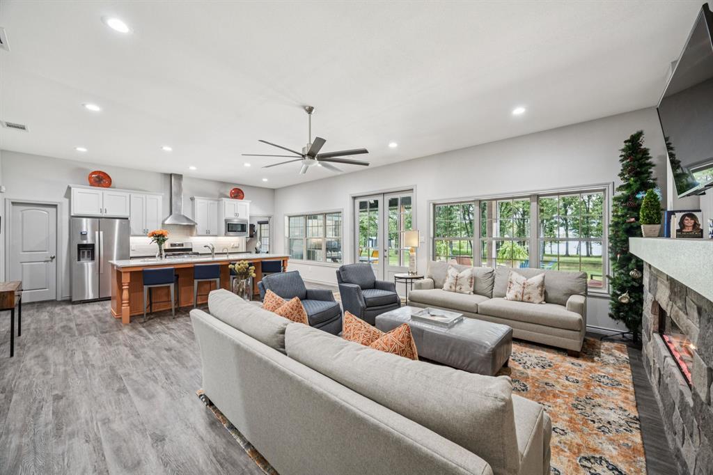 7239 Open Water Point Quinlan, TX 75474 - Photo 4 of 40