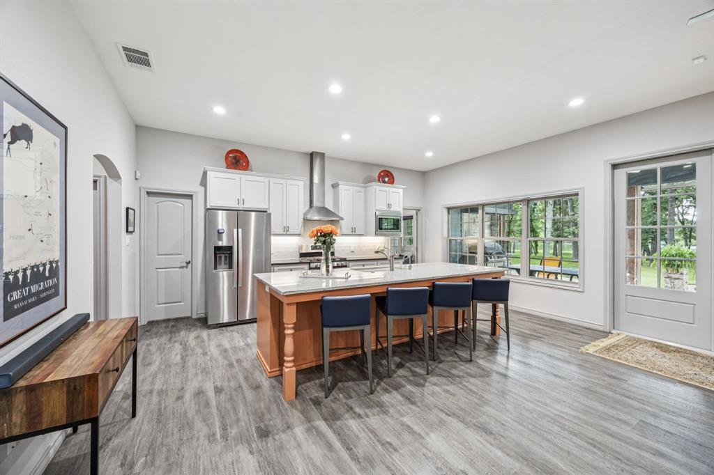 7239 Open Water Point Quinlan, TX 75474 - Photo 9 of 40