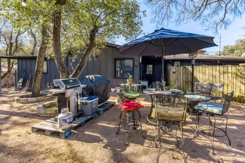 a view of outdoor space yard and patio