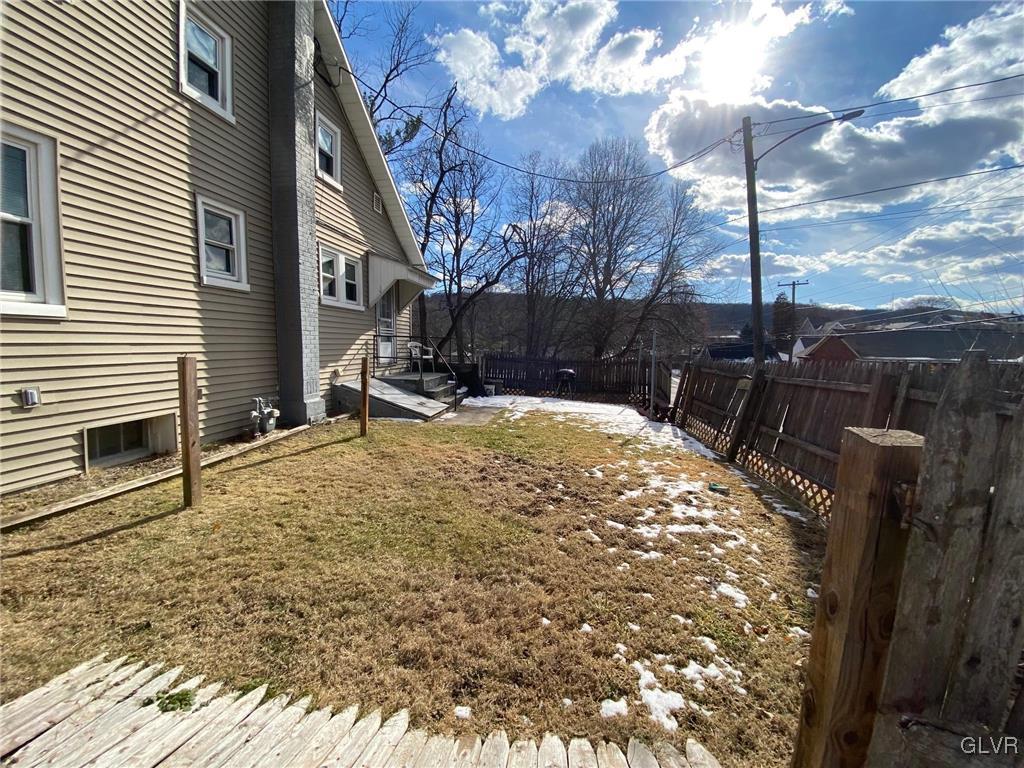 282 13th Avenue Bethlehem, PA 18018 - Photo 28 of 28 a view of outdoor space yard and patio