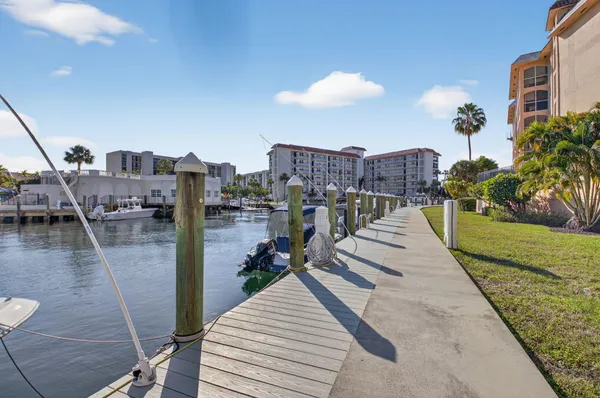 $2,600 | 2871 North Ocean Boulevard, Unit V143, Boca Raton, FL 33431