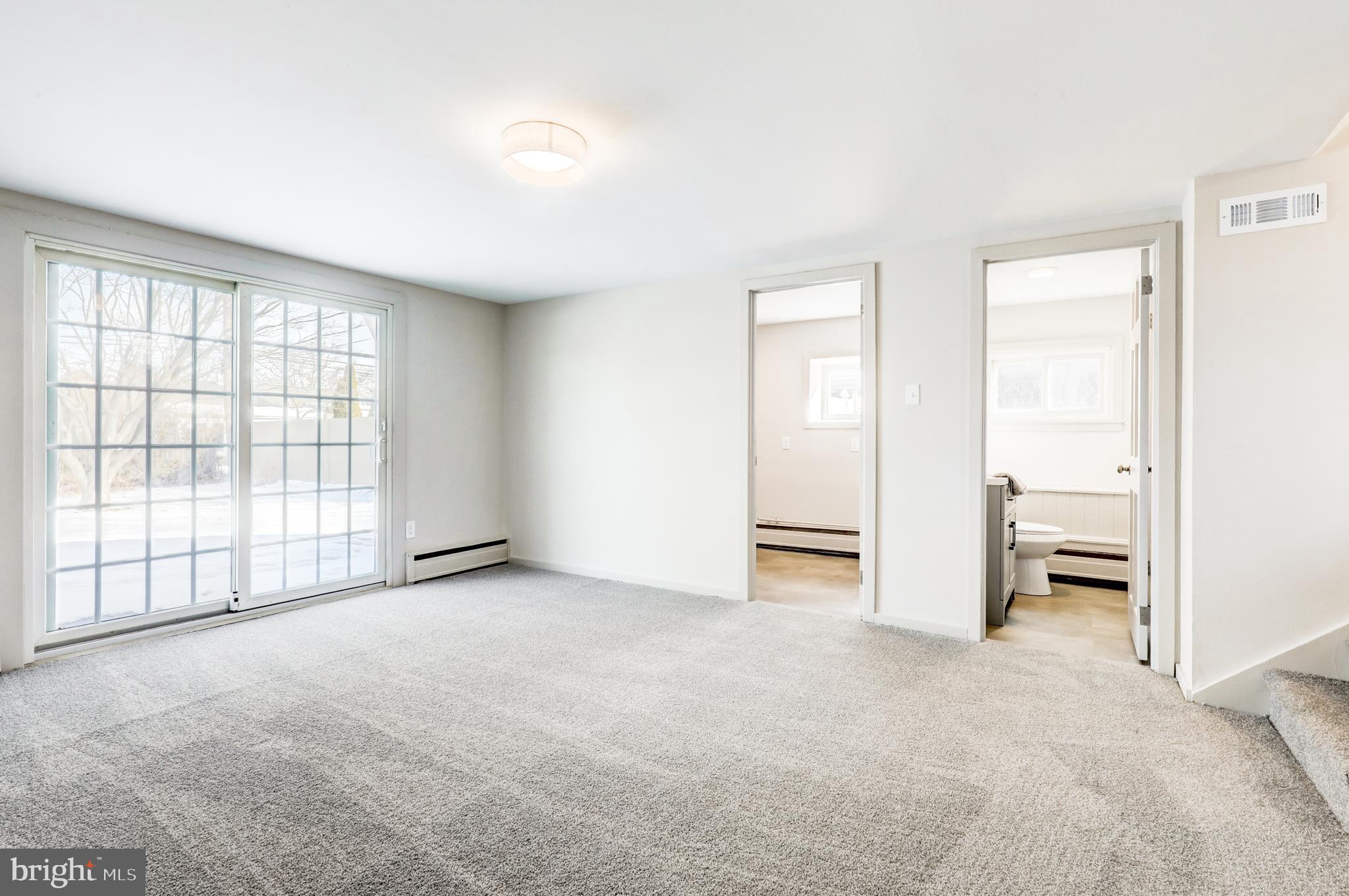 111 Everett Avenue Willow Grove, PA 19090 - Photo 14 of 36