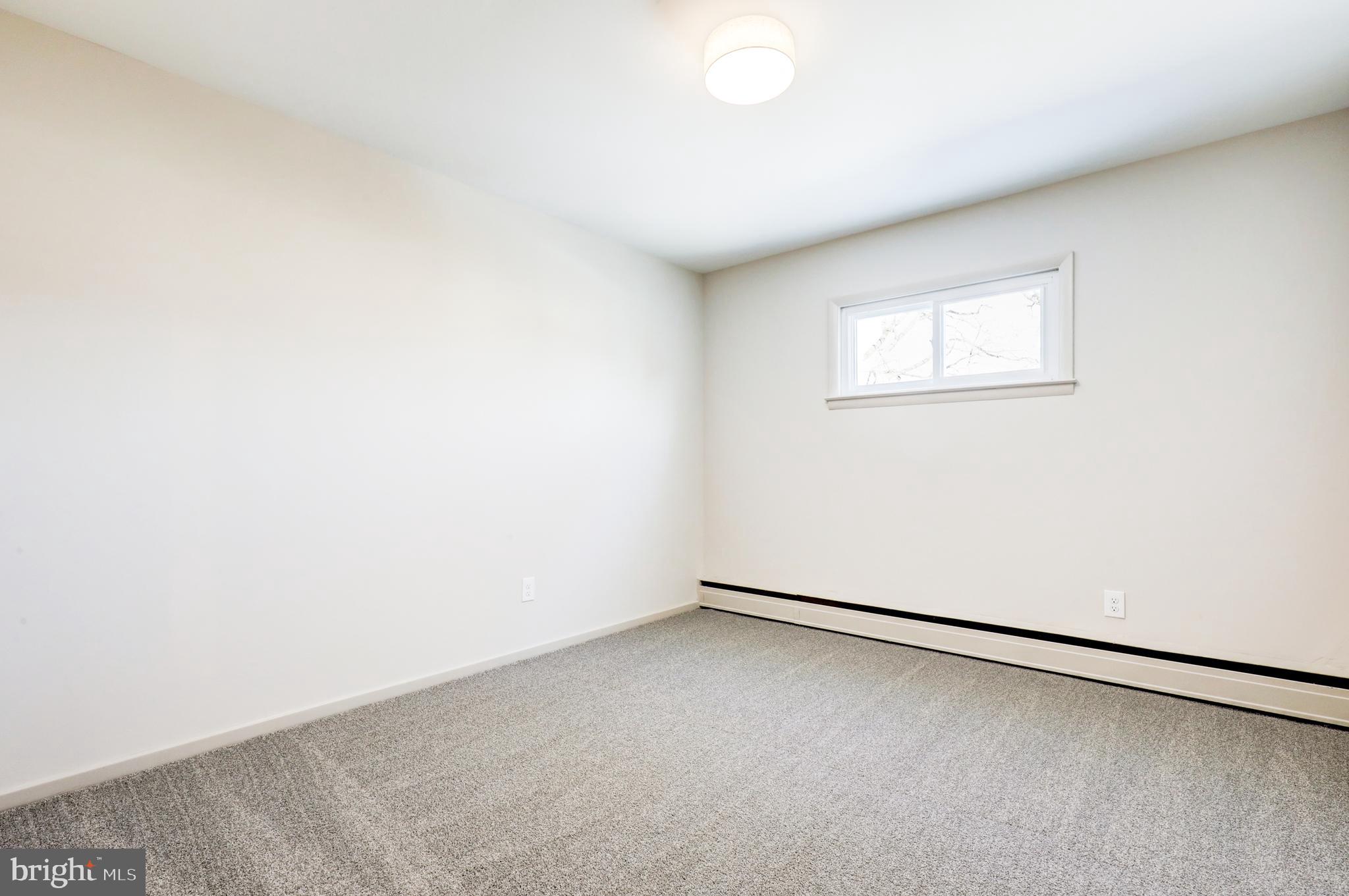 111 Everett Avenue Willow Grove, PA 19090 - Photo 23 of 36