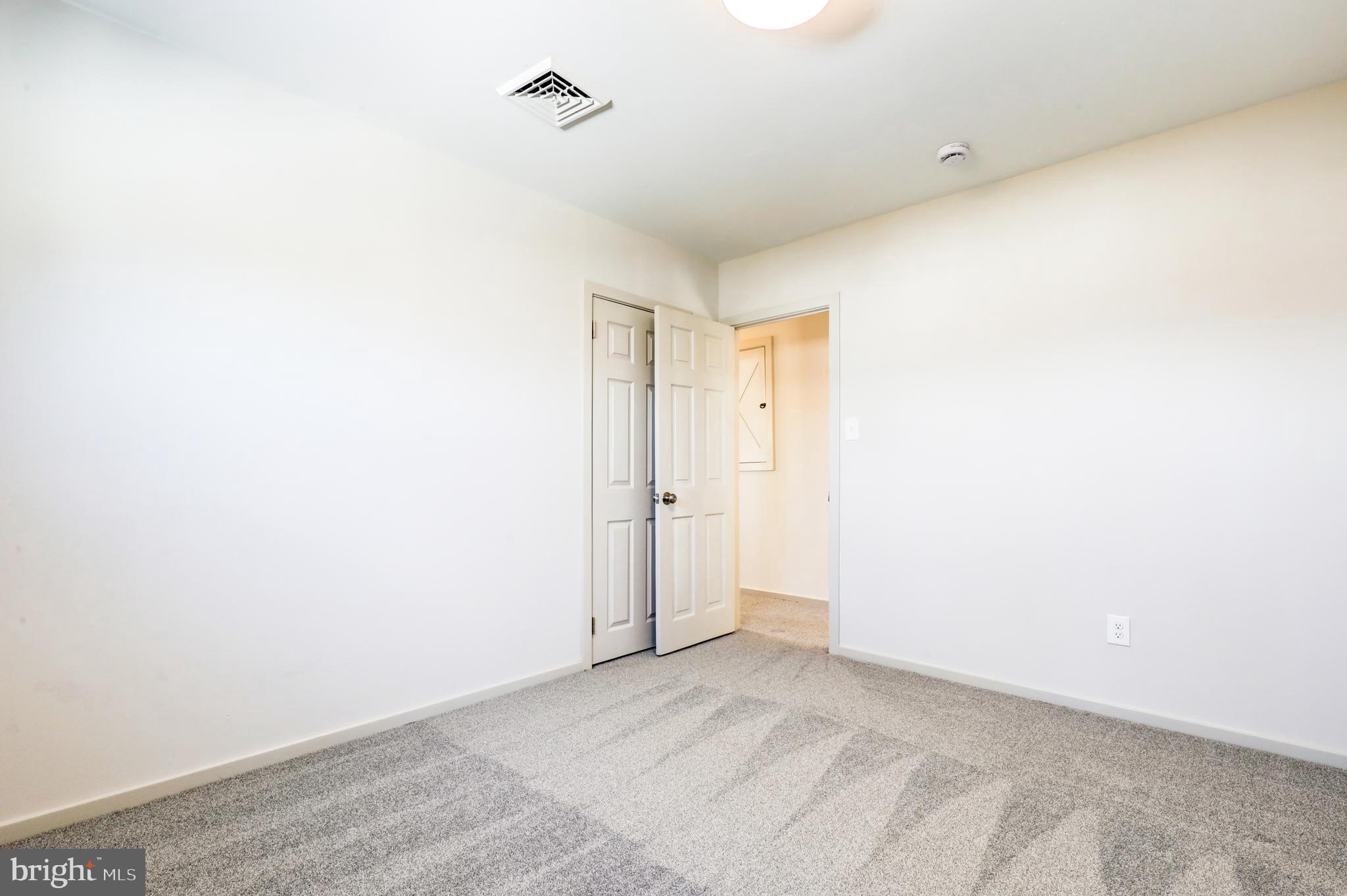 111 Everett Avenue Willow Grove, PA 19090 - Photo 24 of 36