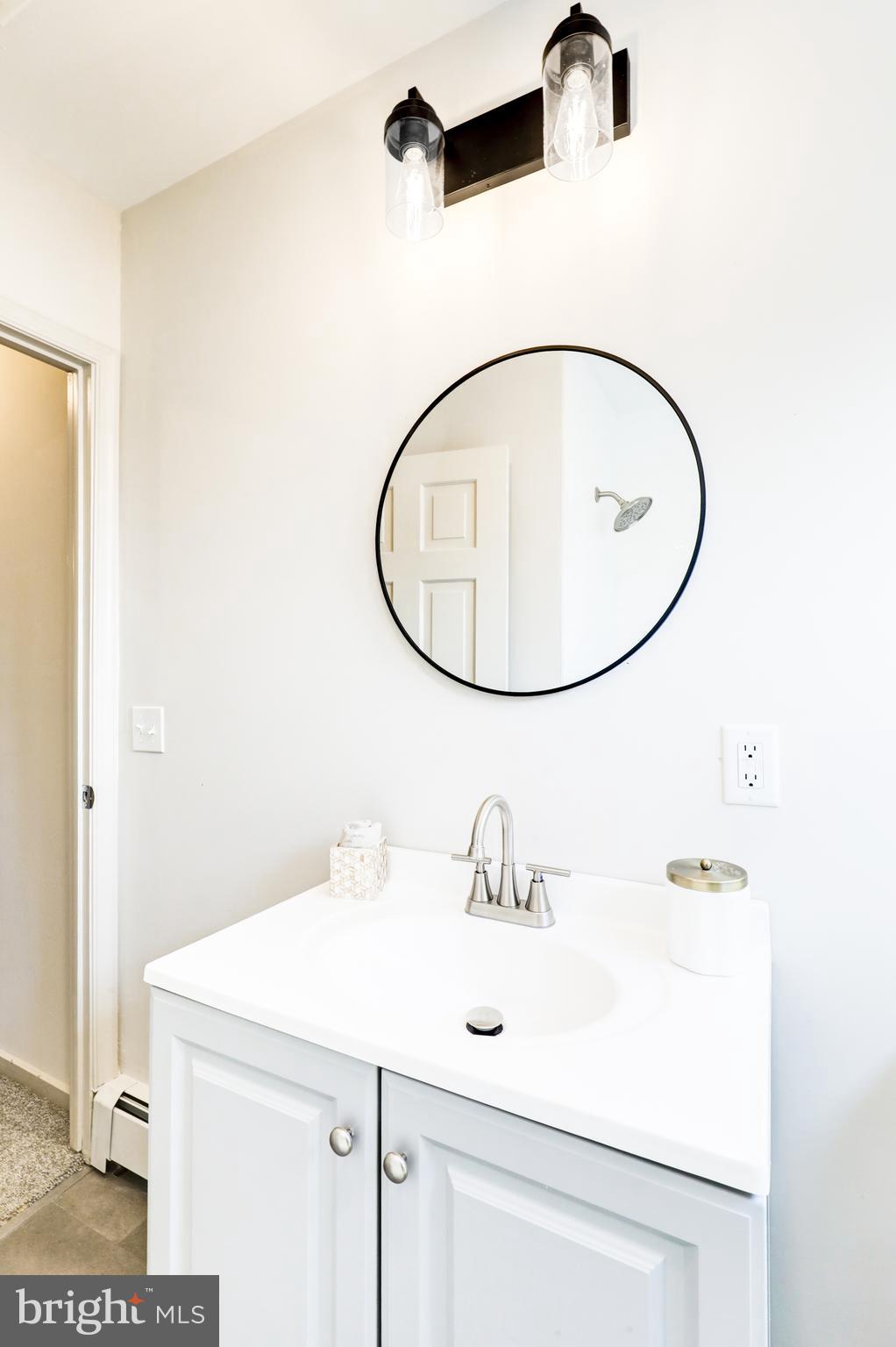 111 Everett Avenue Willow Grove, PA 19090 - Photo 29 of 36