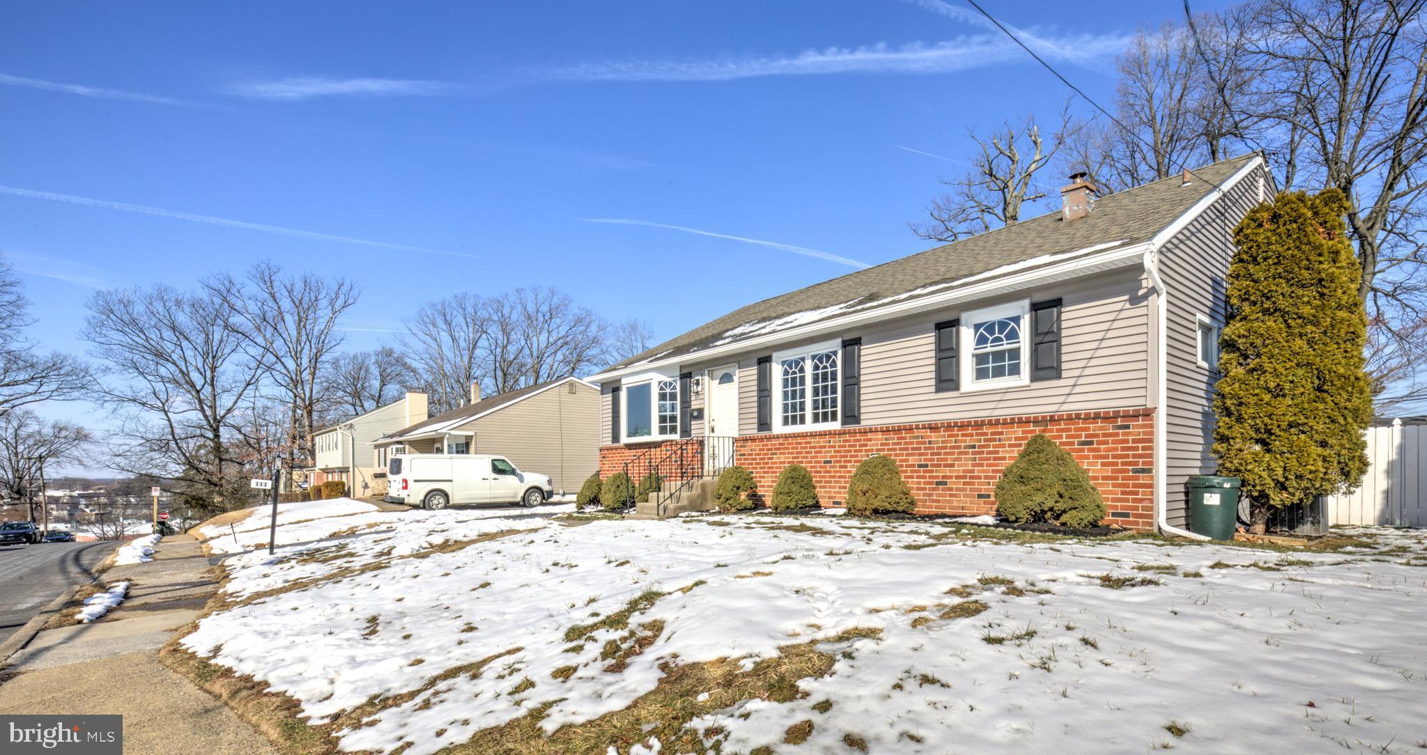 111 Everett Avenue Willow Grove, PA 19090 - Photo 32 of 36