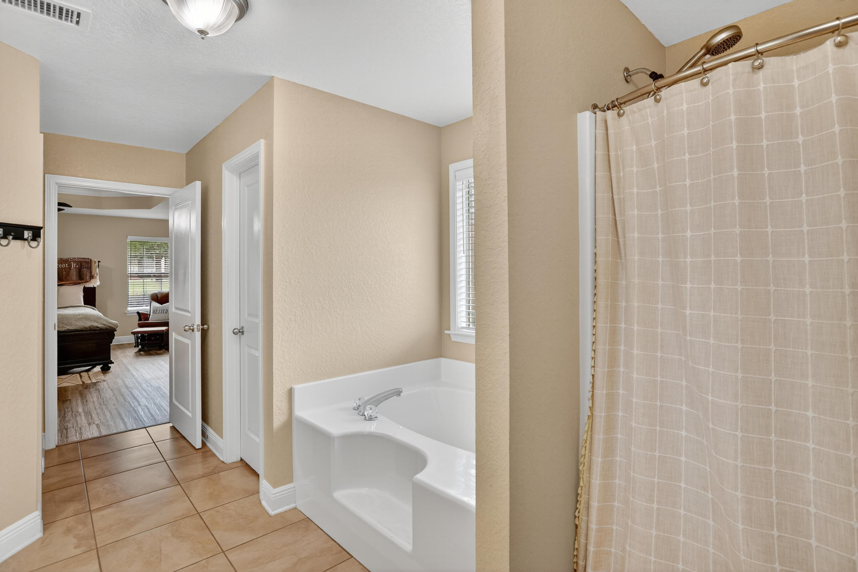 2900 Wallace Lake Road Pace, FL 32571 - Photo 14 of 22