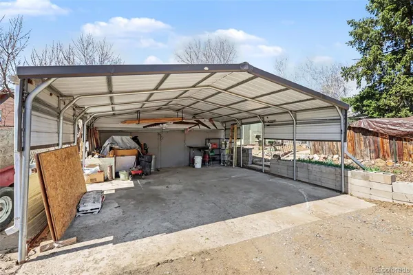 a view of a garage