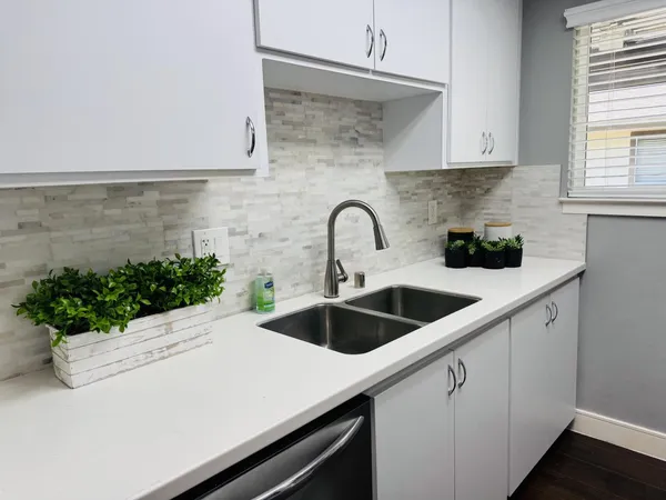 $699,999 | 99 Sherland Avenue, Unit D, Mountain View, CA 94043
