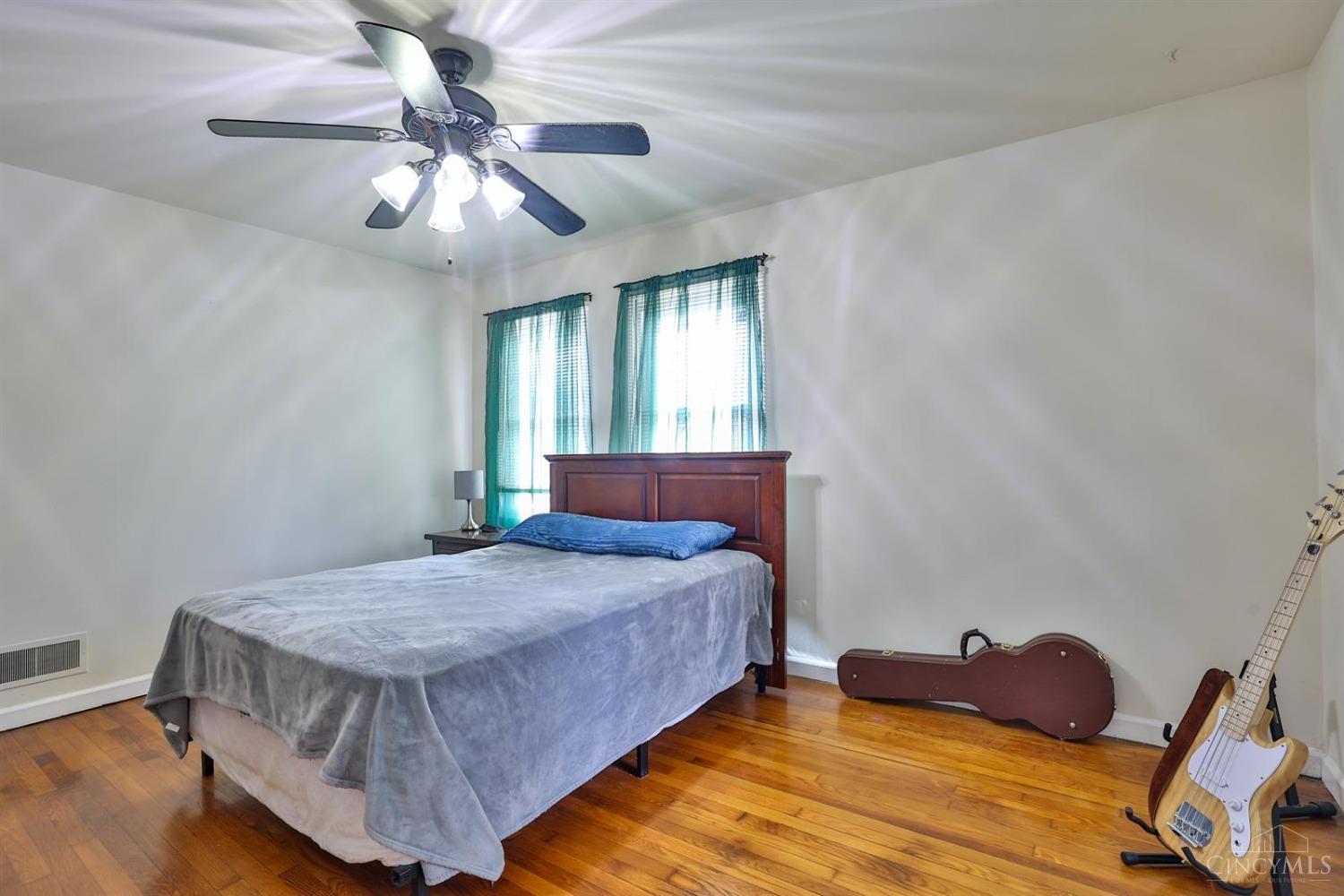 10896 Pippin Road Cincinnati, OH 45231 - Photo 15 of 33 Gallery Image 15