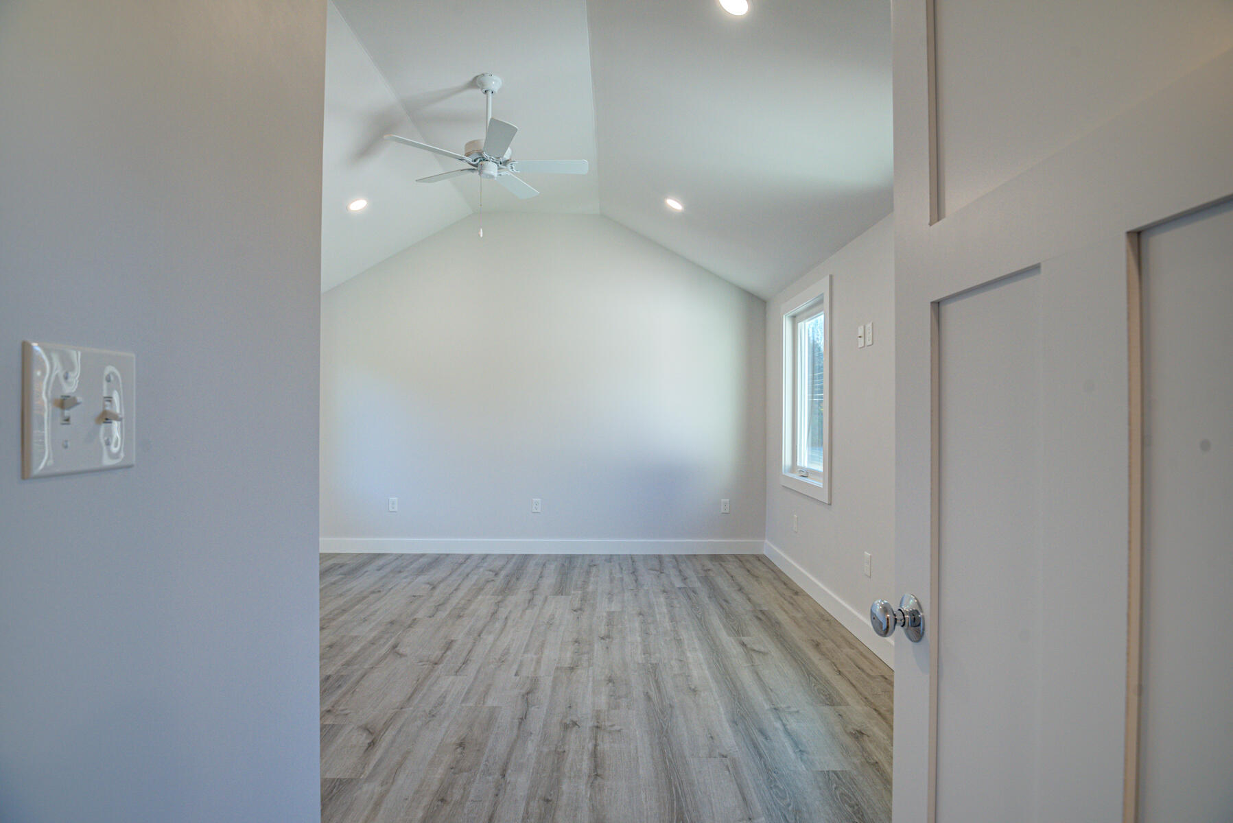 94 Running Hill Road Scarborough, ME 04074 - Photo 17 of 42 Pic#-34