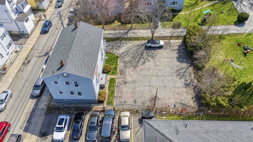 135 Snell Street Fall River, MA 02721 - Photo 29 of 33