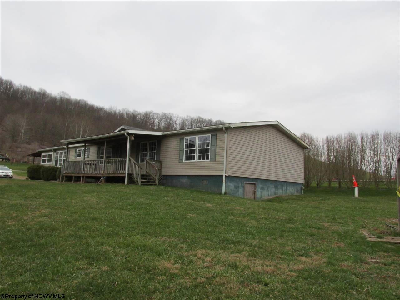 1746 Snowbird Road West Union, WV 26456 - Photo 2 of 16 Gallery Image 2