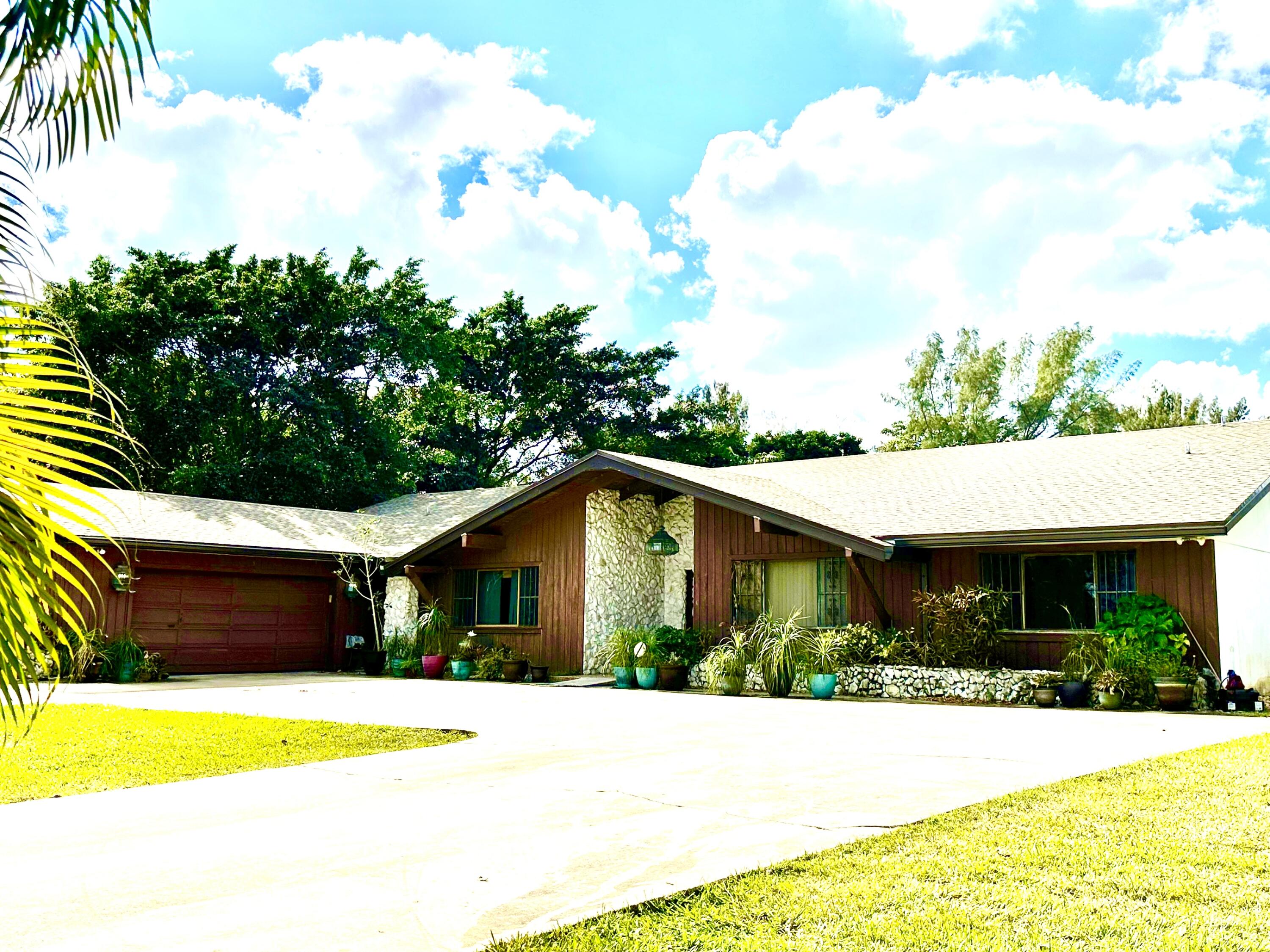 4613 Hancock Road Southwest Ranches, FL 33330 - Photo 5 of 5 Front Exterior