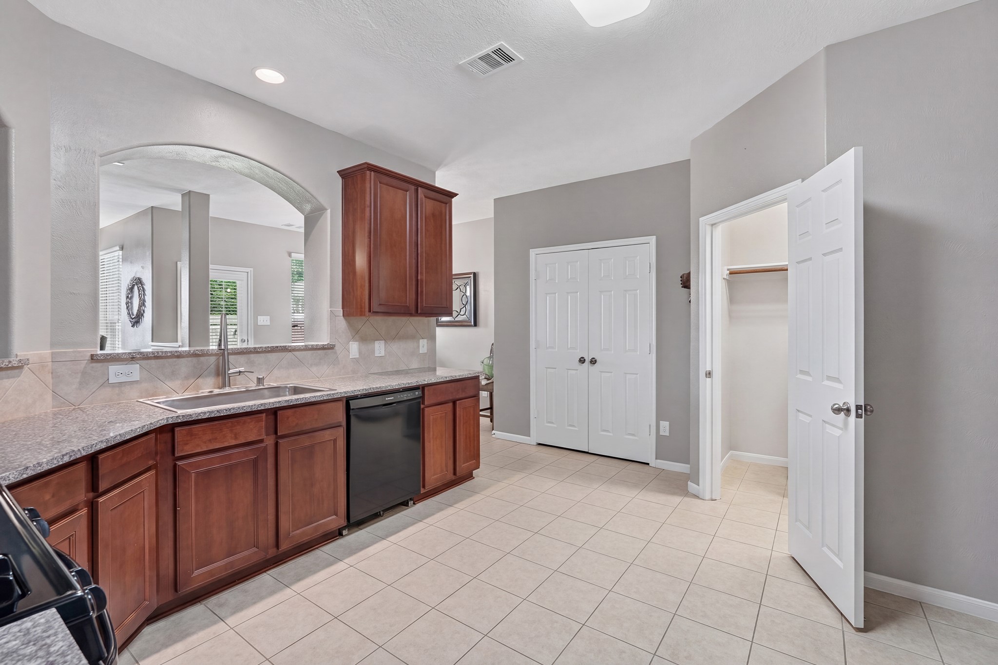 1906 Spring Cliff Court Spring, TX 77373 - Photo 8 of 29