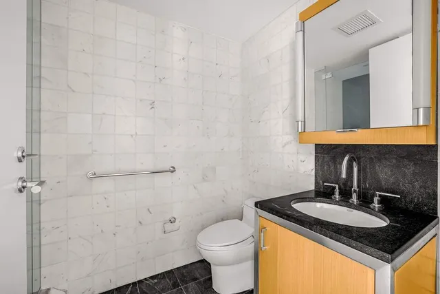 $17,500 | 100 West 58th Street, Unit 10/11D | Midtown Central