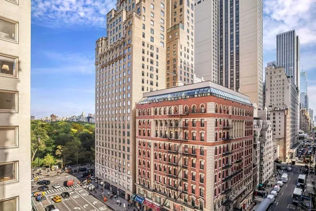 $17,500 | 100 West 58th Street, Unit 10/11D | Midtown Central