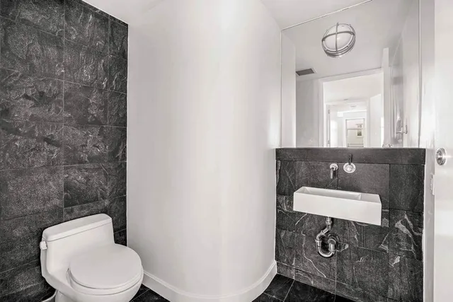 $17,500 | 100 West 58th Street, Unit 10/11D | Midtown Central