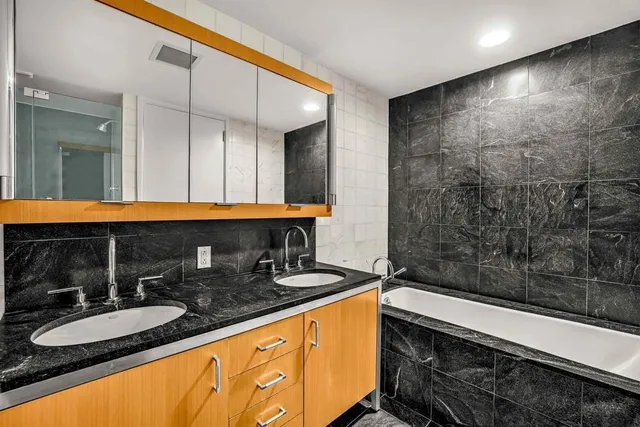 $17,500 | 100 West 58th Street, Unit 10/11D | Midtown Central