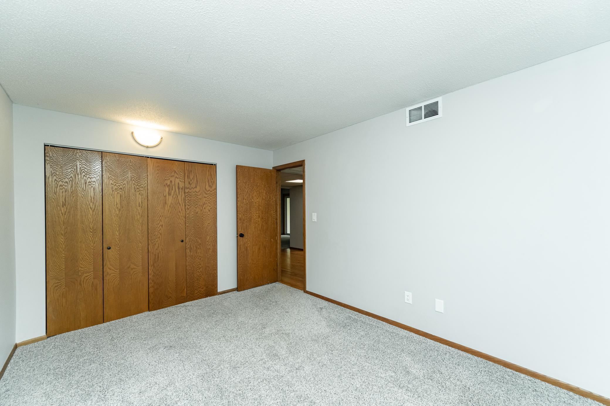 607 19th Street Northwest, Unit 24 Rochester, MN 55901 - Photo 15 of 28