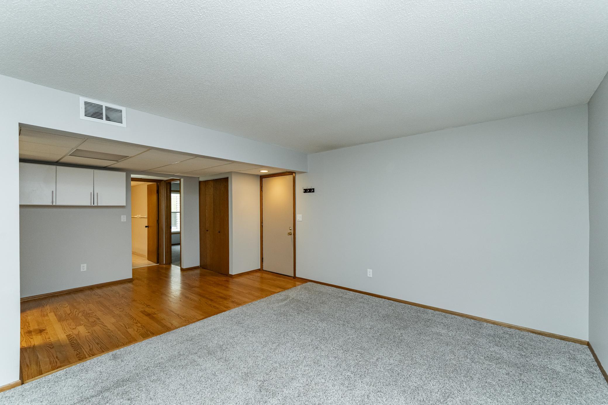 607 19th Street Northwest, Unit 24 Rochester, MN 55901 - Photo 5 of 28