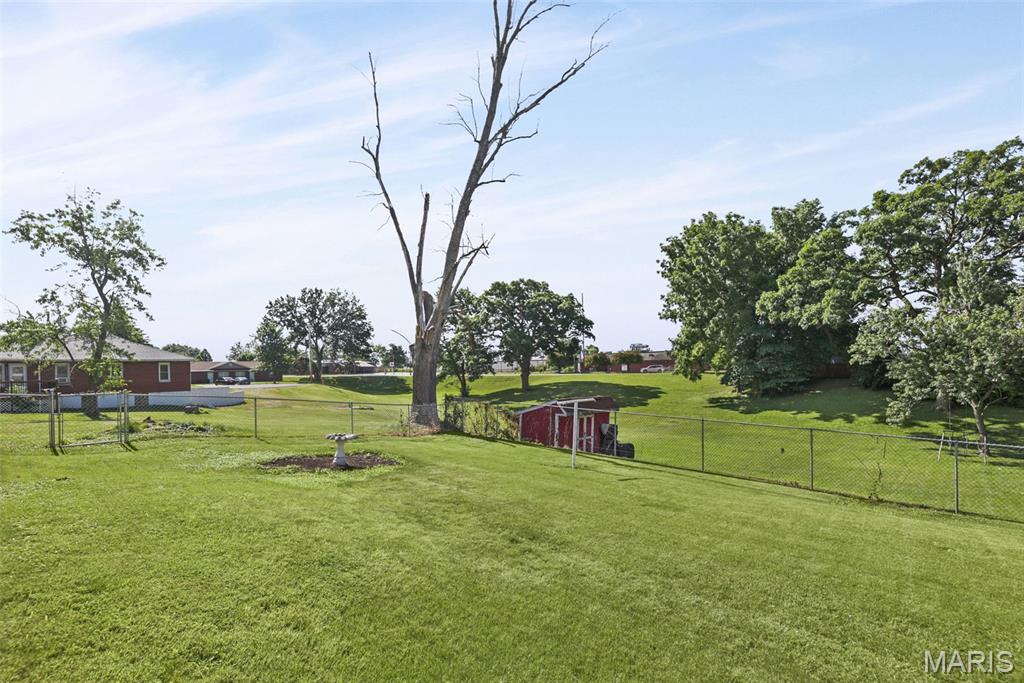 113 Old Bethalto Road Bethalto, IL 62010 - Photo 29 of 33