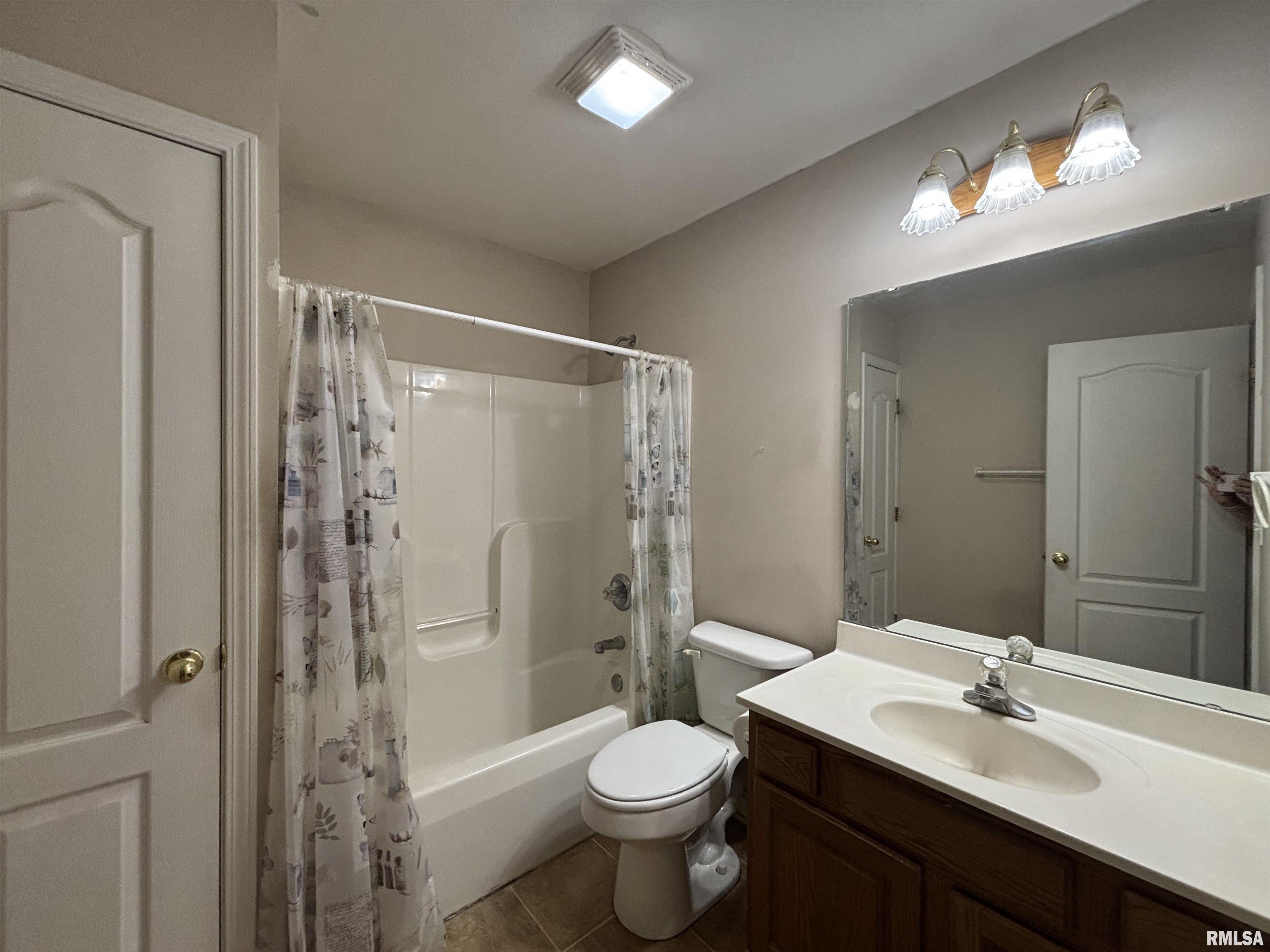 1905 West Calhoun Avenue Springfield, IL 62702 - Photo 15 of 26