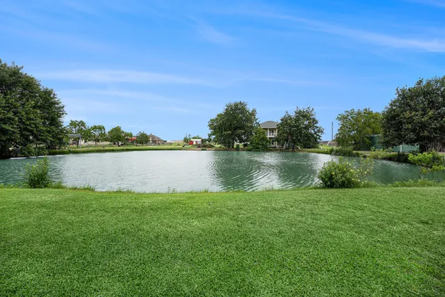 $650,000 | 4201 Lawrence Road, Baytown, TX 77523