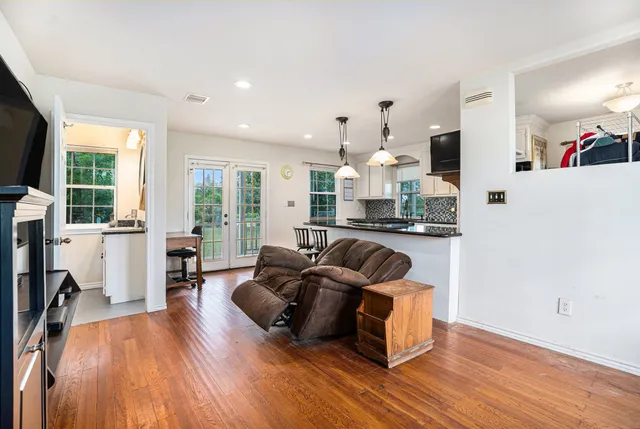 $650,000 | 4201 Lawrence Road, Baytown, TX 77523