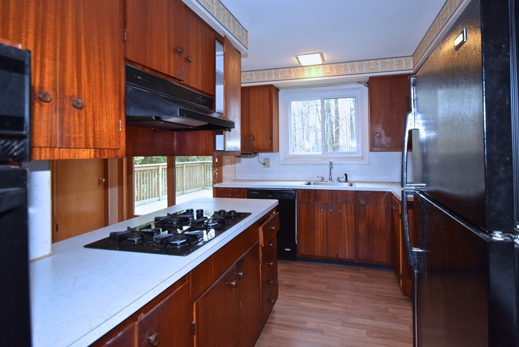 25 Ricketson Street Dartmouth, MA 02747 - Photo 6 of 18 Gallery Image 6