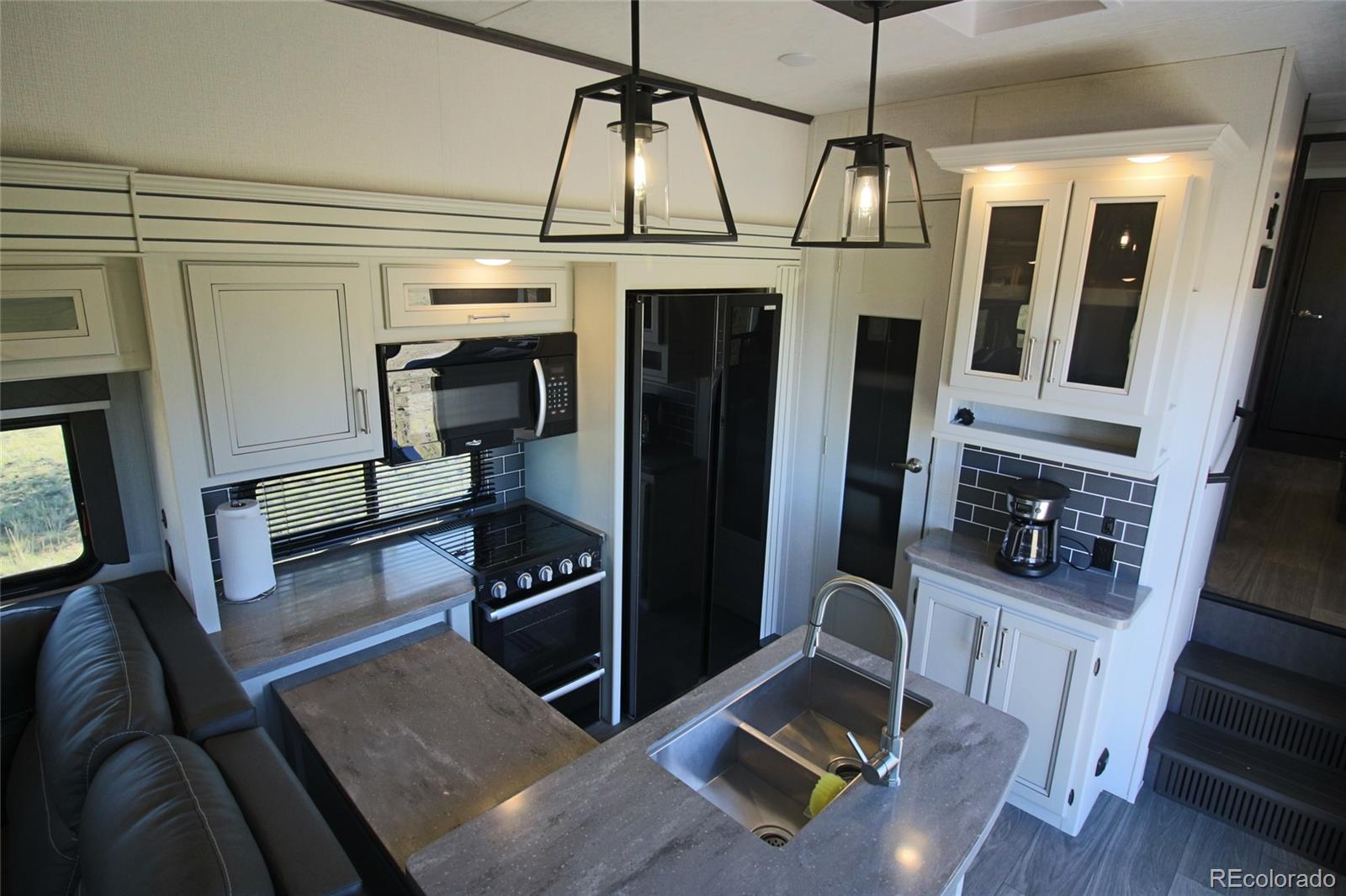 1072 Wagon Wheel Road Hartsel, CO 80449 - Photo 21 of 24 Gallery Image 21