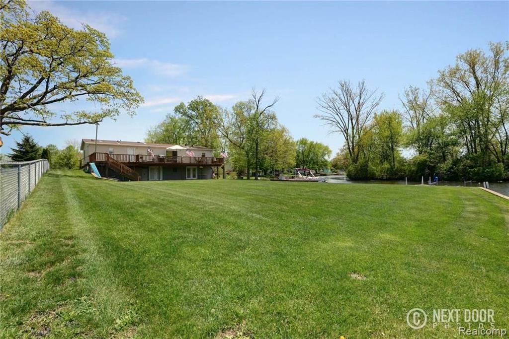 13554 North Road Fenton, MI 48430 - Photo 10 of 44 Gallery Image 10