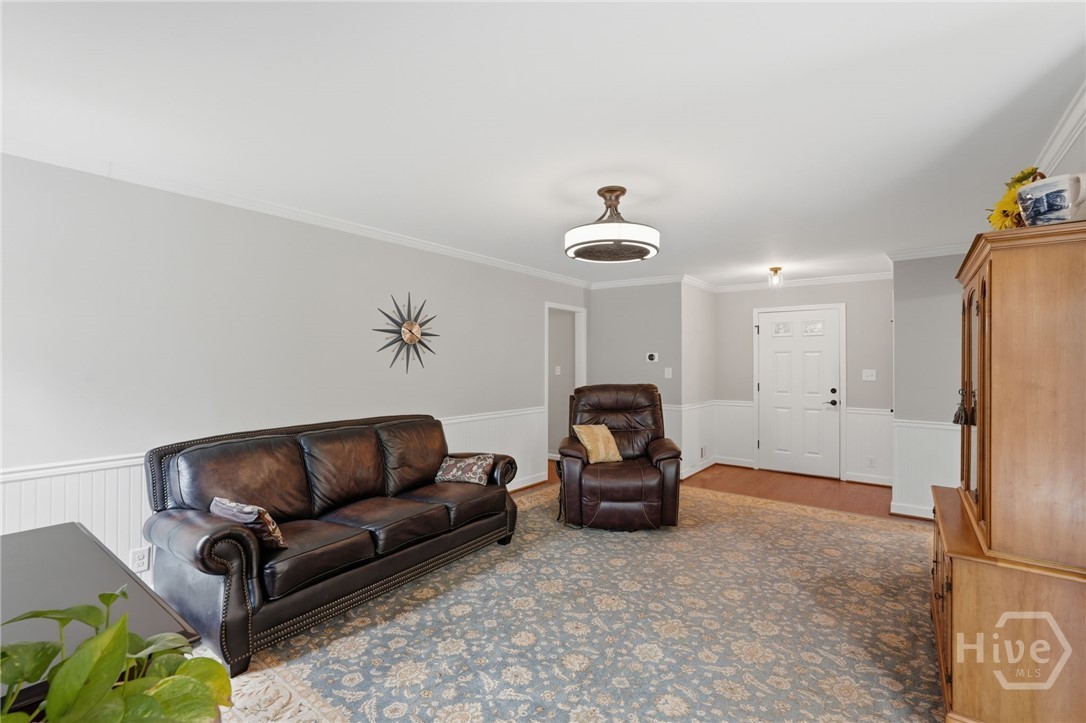 1066 Oak Road Southwest Lilburn, GA 30047 - Photo 11 of 49