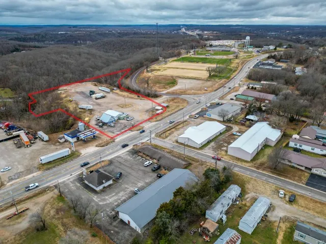 $600,000 | Undisclosed Address, Waynesville, MO 65583