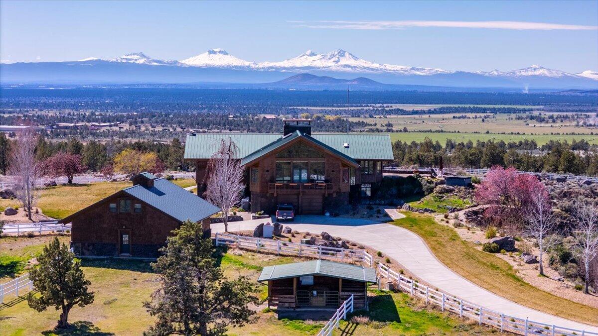1299 Northwest McDaniel Road Powell Butte, OR 97753 - Photo 2 of 110 003-1299 NW McDaniel Rd, Powell Butte-3