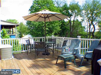 509 Covington Road Havertown, PA 19083 - Photo 11 of 12 Deck