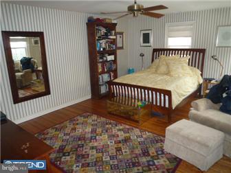509 Covington Road Havertown, PA 19083 - Photo 6 of 12 Bedroom - Main