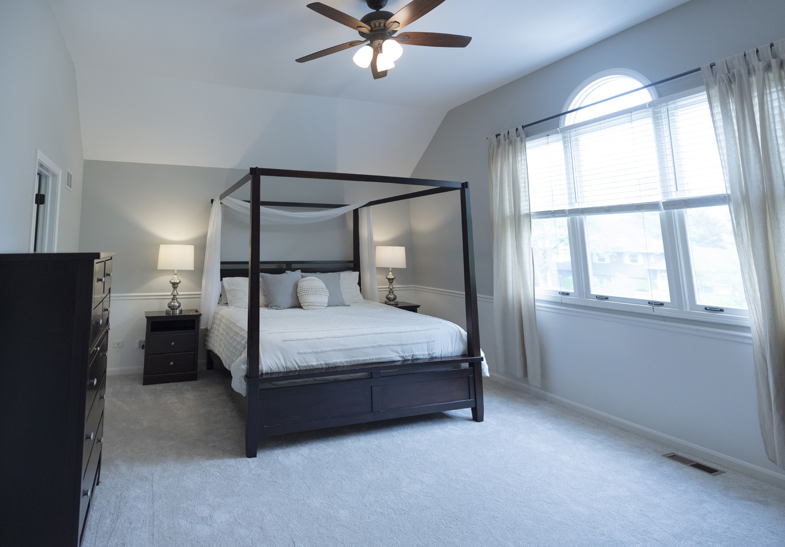 5950 Puffer Road Downers Grove, IL 60516 - Photo 14 of 35 Gallery Image 14