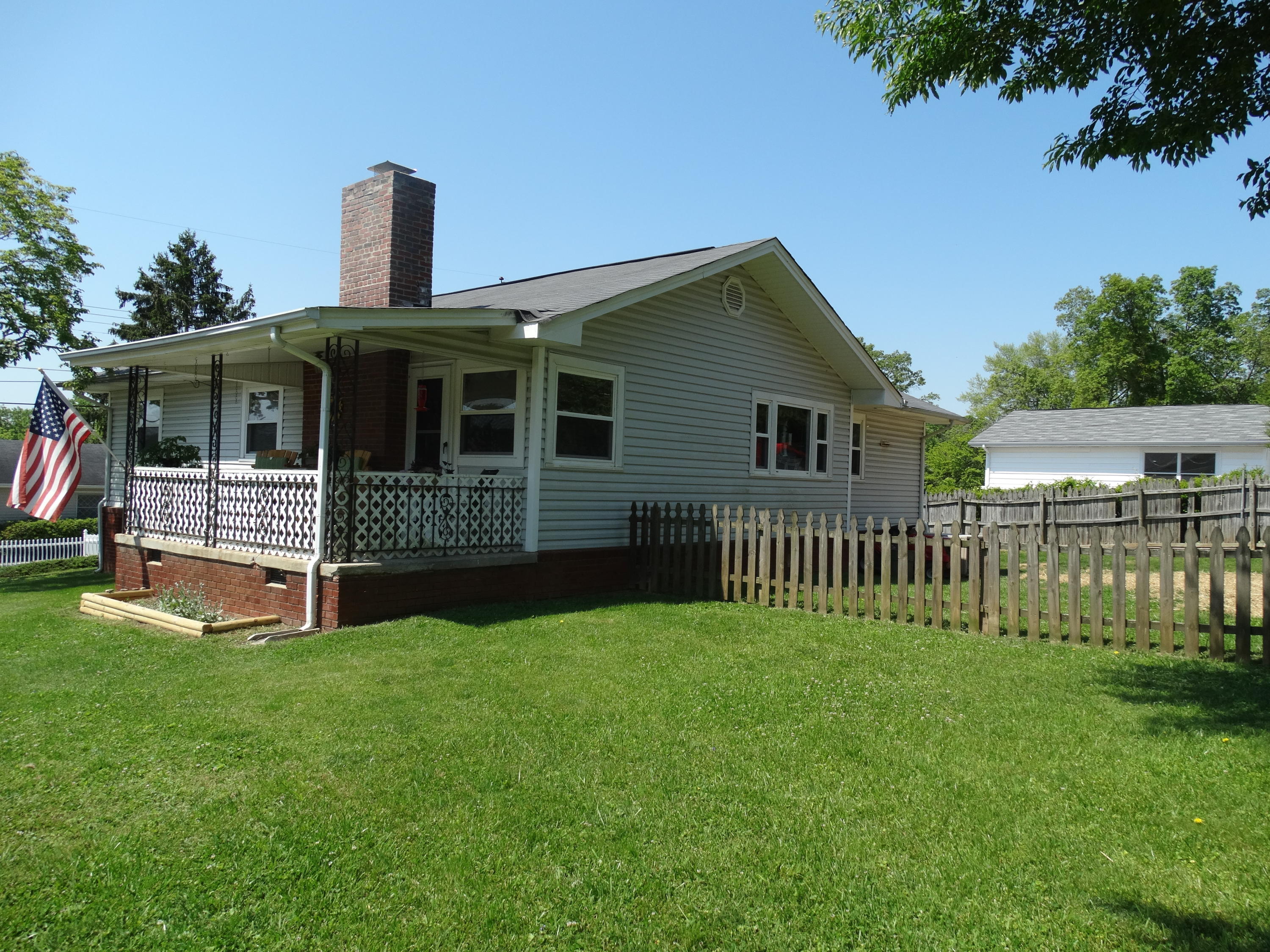 100 Meadow Road Oak Ridge, TN 37830 - Photo 3 of 40 DSC01241