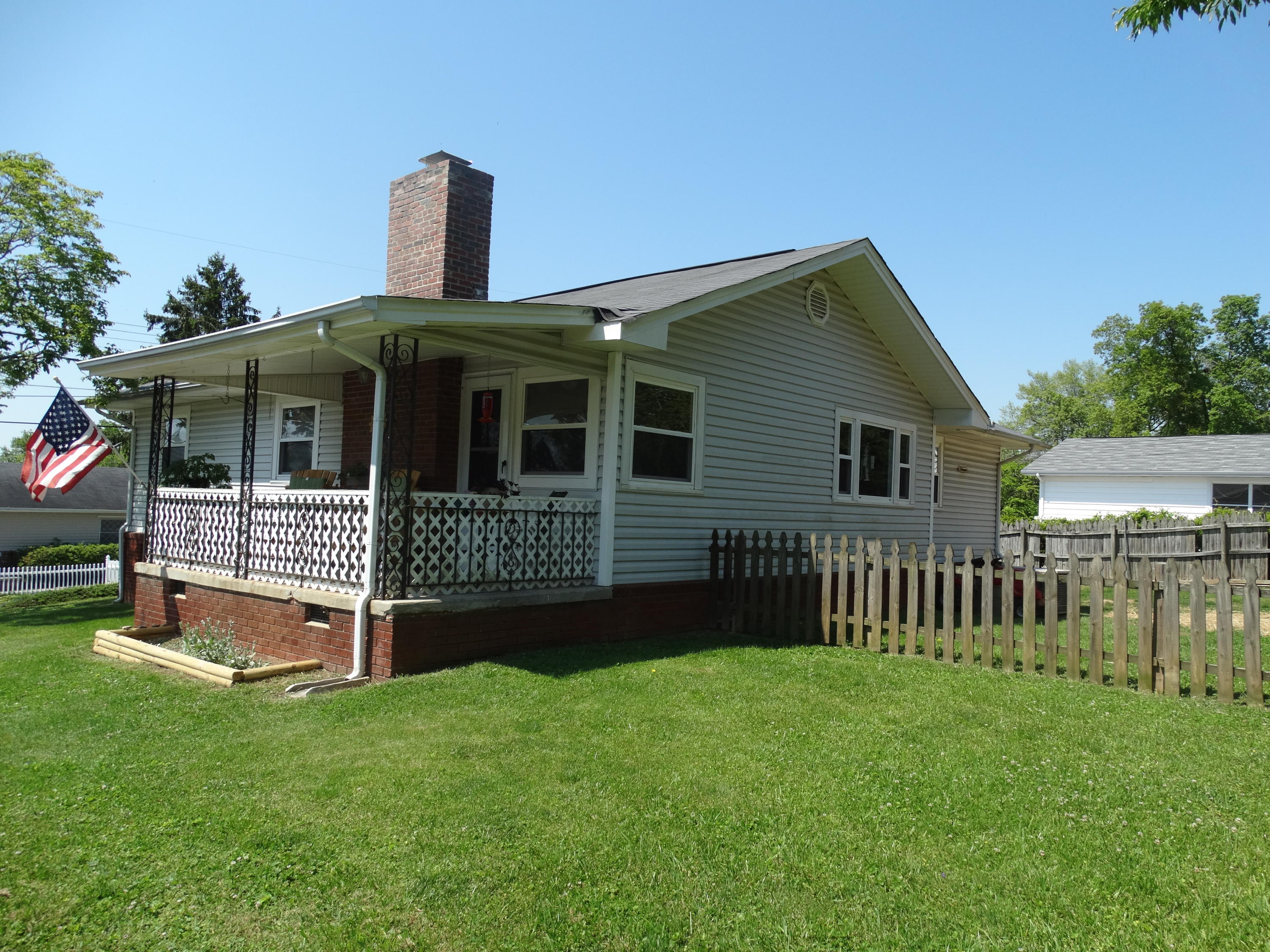100 Meadow Road Oak Ridge, TN 37830 - Photo 4 of 40 DSC01242